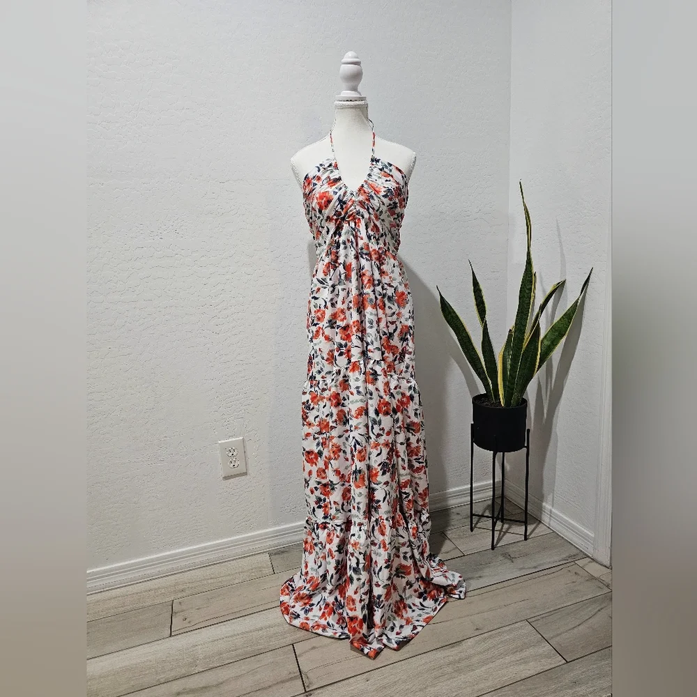 Floral V-neck Backless Maxi Dress - Picture 2 of 4